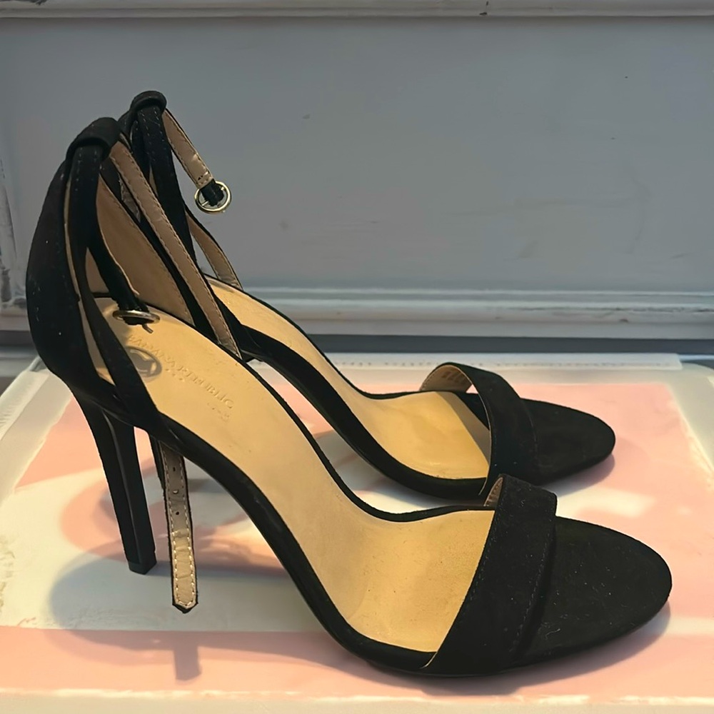 Classic Black Heel